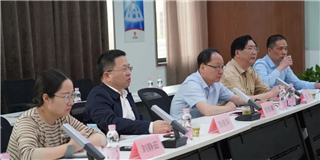 熱烈歡迎省經信廳領導一行蒞臨世友木業(yè)調研指導