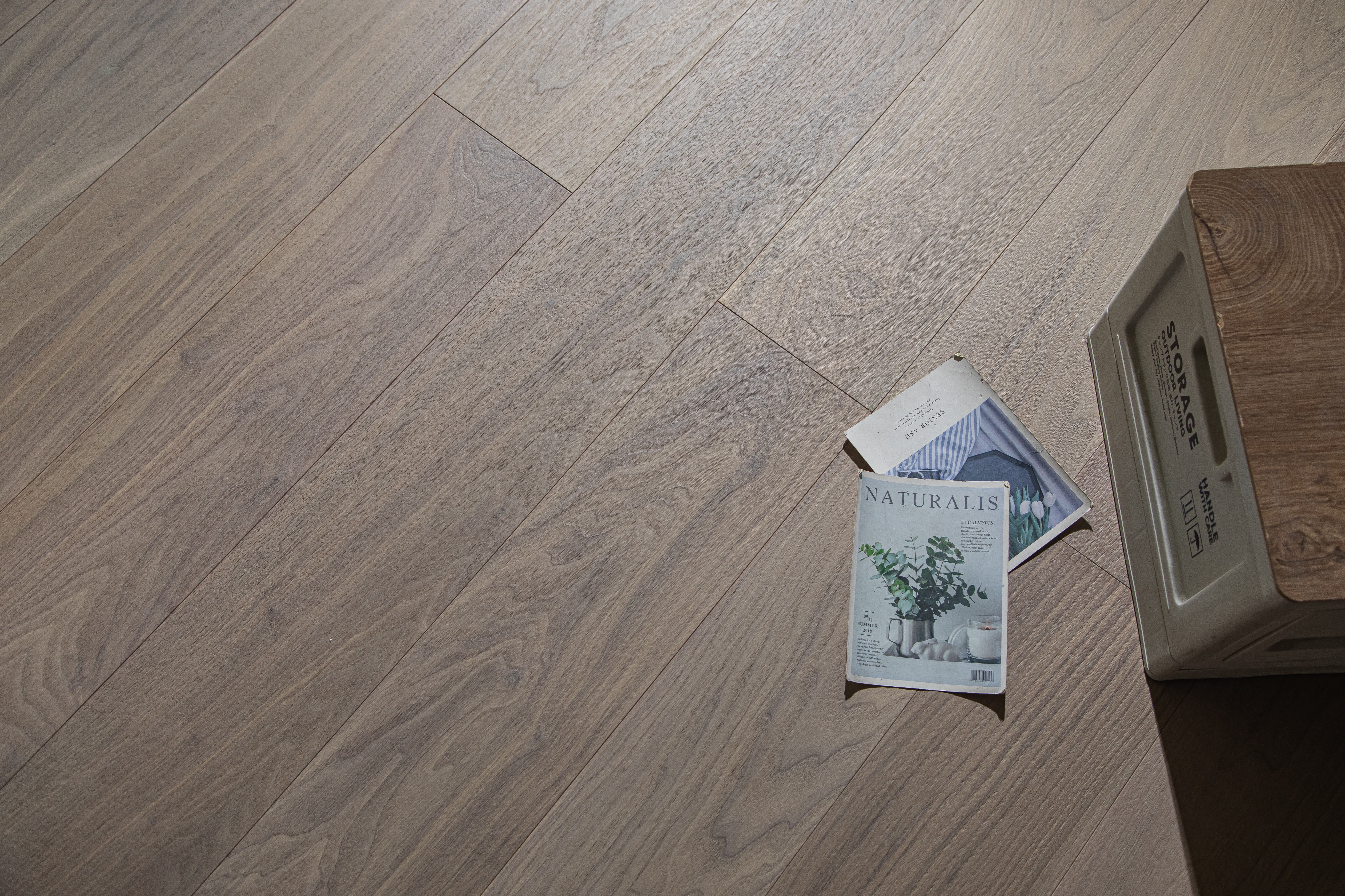 遇薦非凡丨世友鑒賞級(jí)黑胡桃木地板，打造高端長期主義